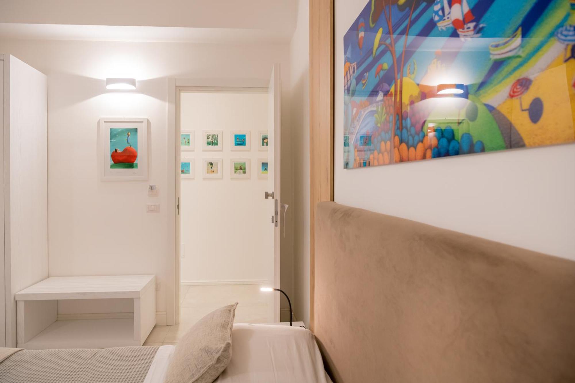 Lo Studio Di Viale Lo Re Camere & Caffe' Lecce Exterior foto